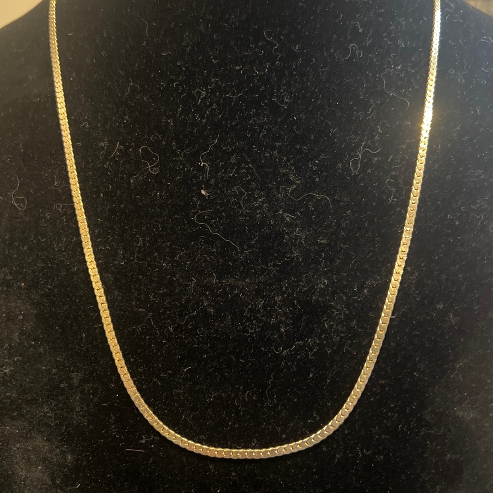 Vtg Trifari Gold Tone Flat Curb Link Chain Necklace 24 Inch Minimalist Classic